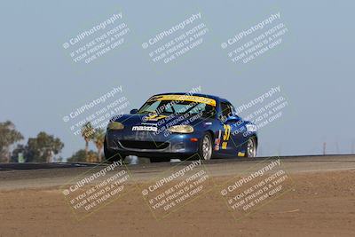 media/Oct-15-2023-CalClub SCCA (Sun) [[64237f672e]]/Group 4/Qualifying/